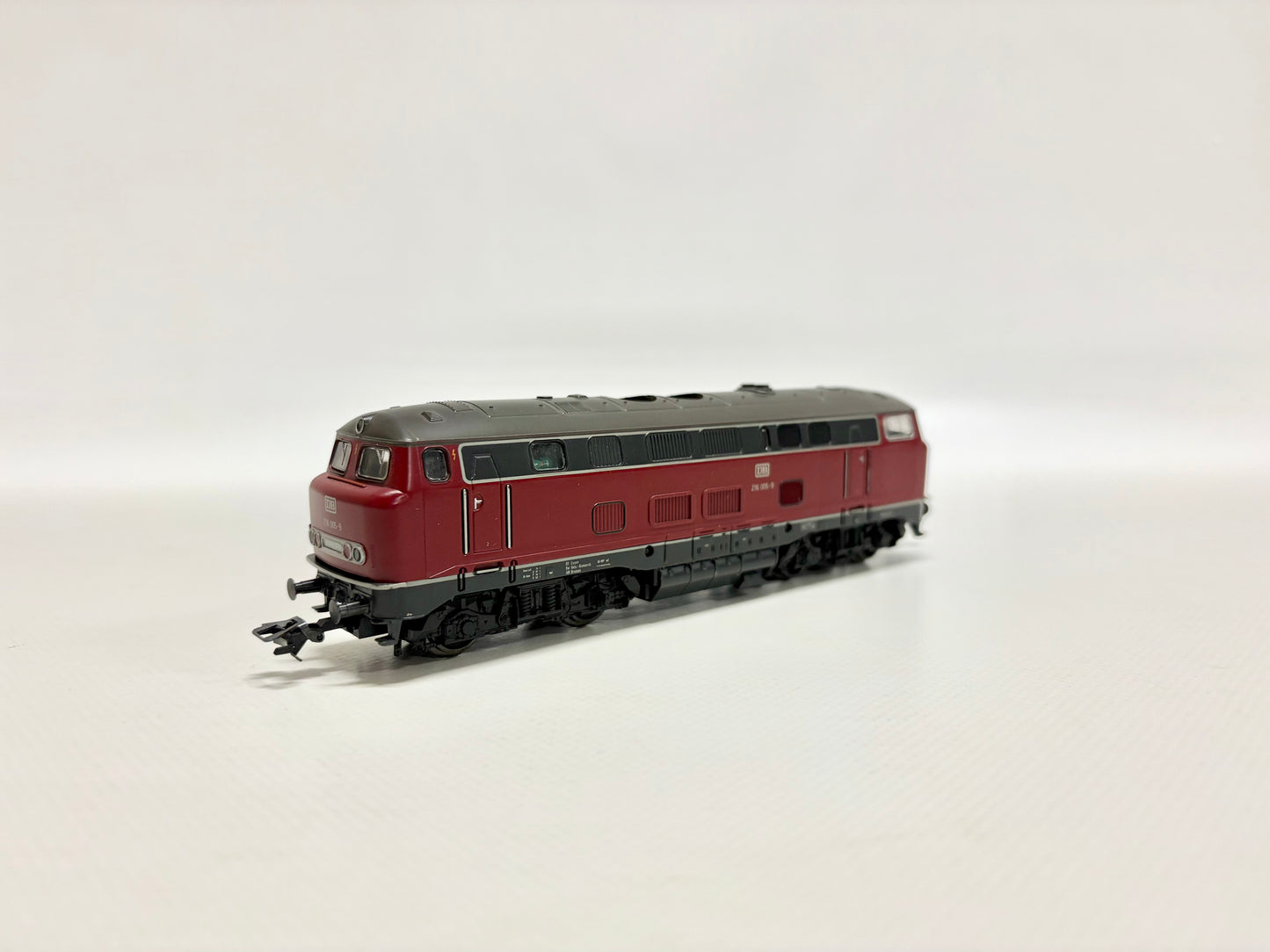 Märklin 3679 Digital Diesellok Br 216 005-9 DB AC H0