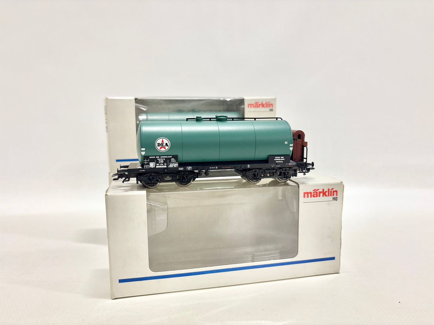Märklin 3x 84652 Kesselwagen DEA DB AC H0