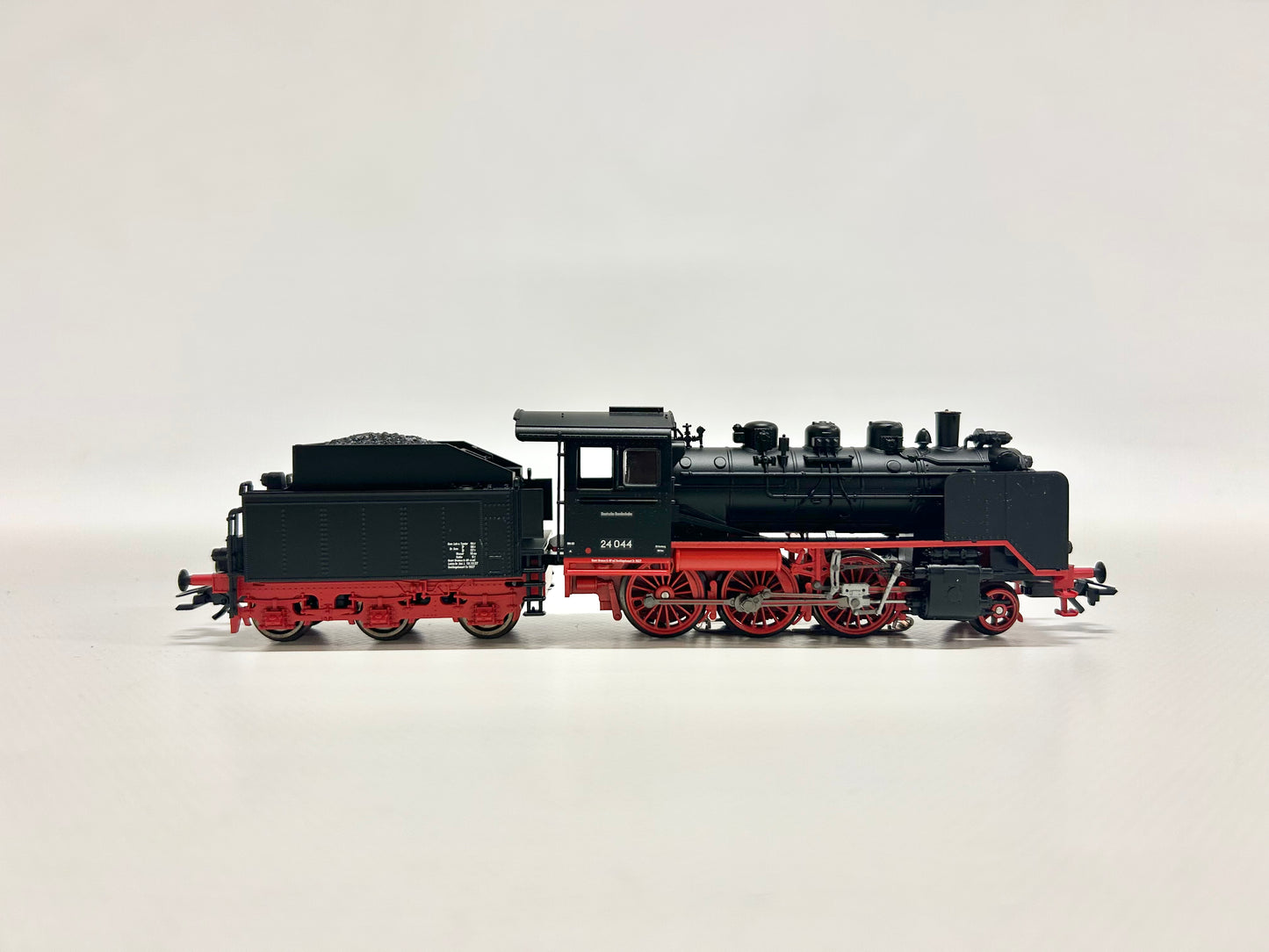 Märklin 36244 Mfx-Digital + Sound Br 24 Dampflok Steppenpferd H0