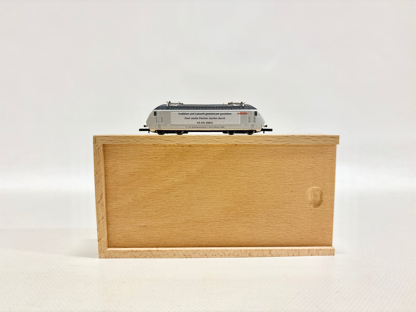 Märklin Mini Club SoMo Re 460 51. Spielwarenmesse Nürnberg SBB Spur Z