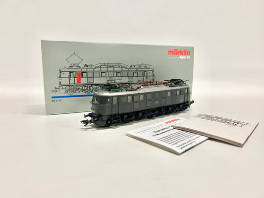 Märklin 37681 Digital E-Lok Br E18 15 DRG AC H0