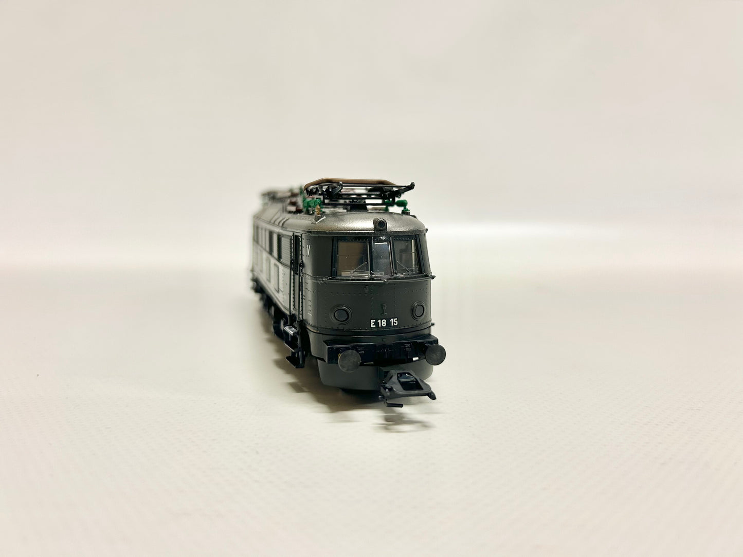 Märklin 37681 Digital E-Lok Br E18 15 DRG AC H0