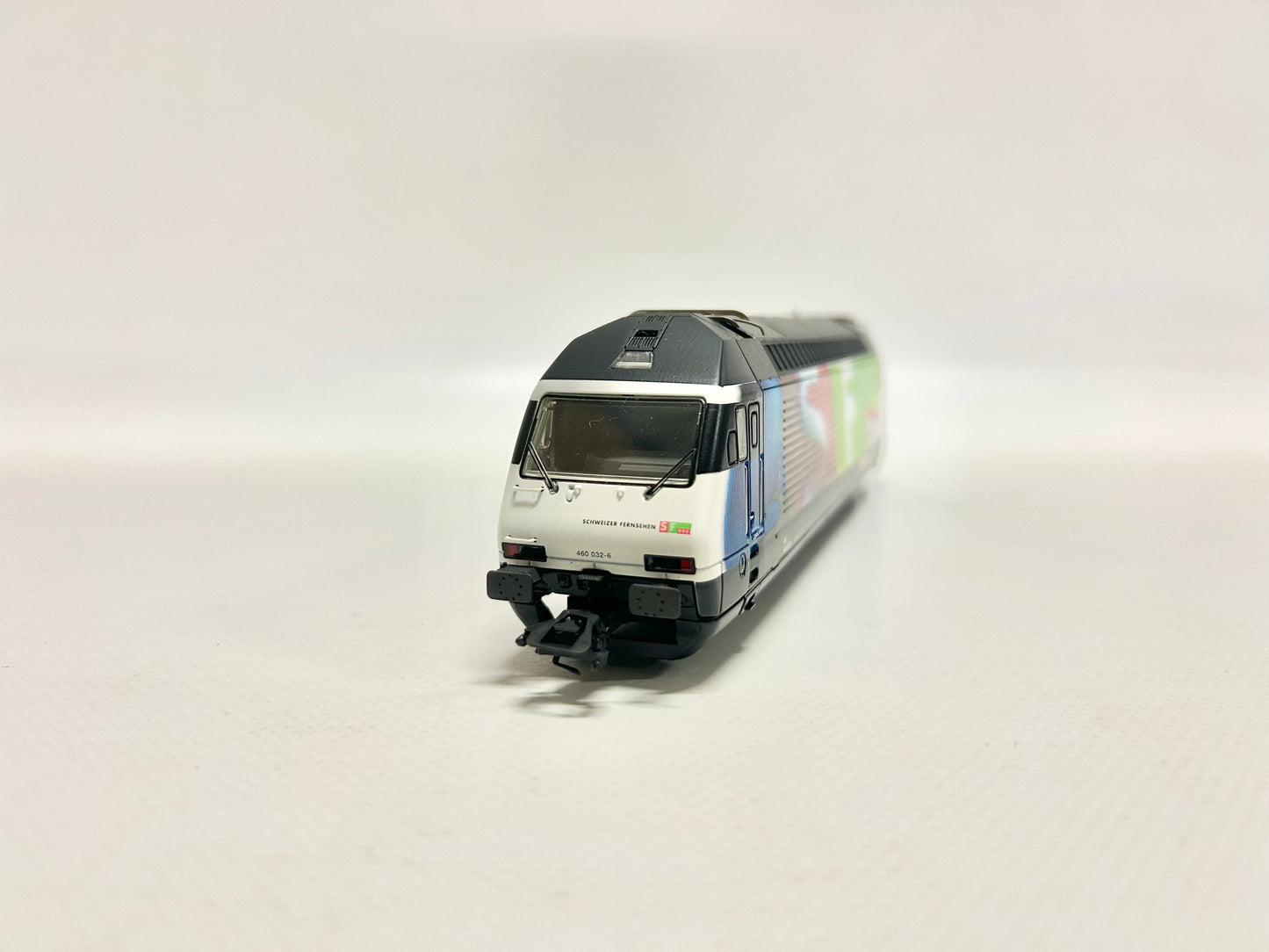 Märklin 34618 Digital E-Lok Doppelpackung Re 460 "Schweizer Fernsehn" SBB AC H0