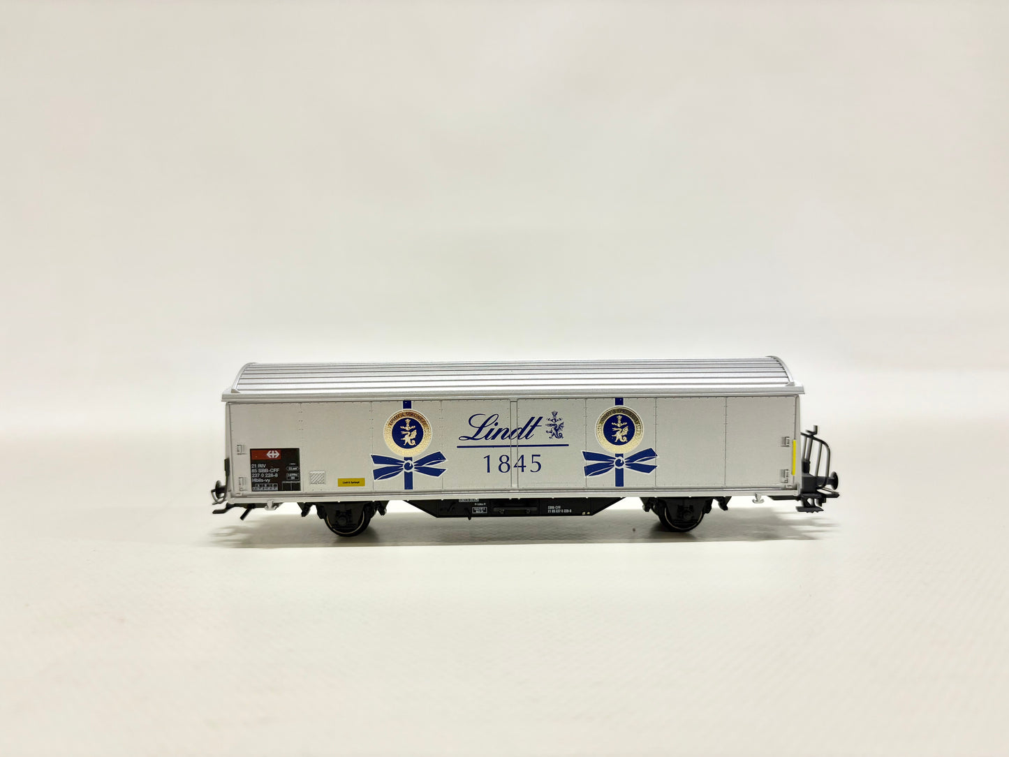 Märklin 4735 Schiebewandwagen Hbis "Lindt 1845" SBB AC H0
