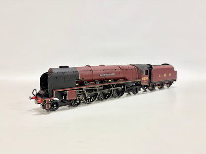 Hornby R2230 Dampflok "Duchess of Buccleuch" LMS DC H0