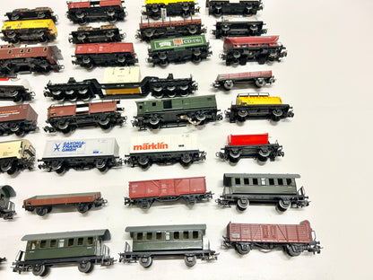 Märklin 31x Güter- und Personenwagen Konvolut H0