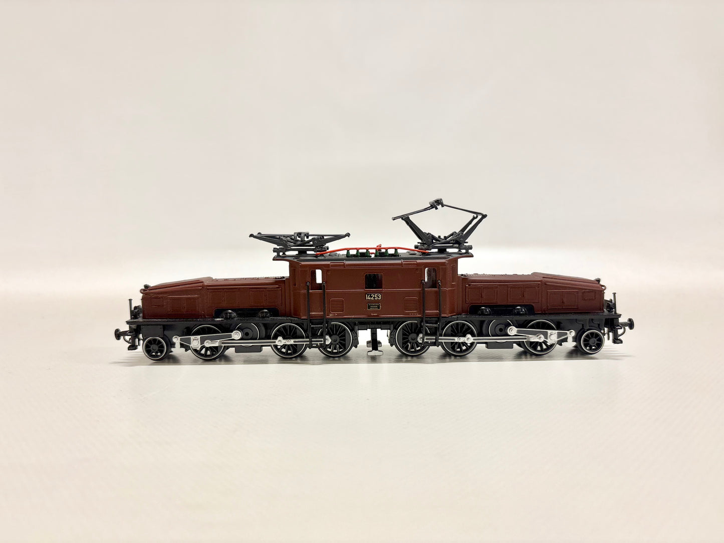 Standmodell Krokodil E-Lok Ce 6/8 SBB H0