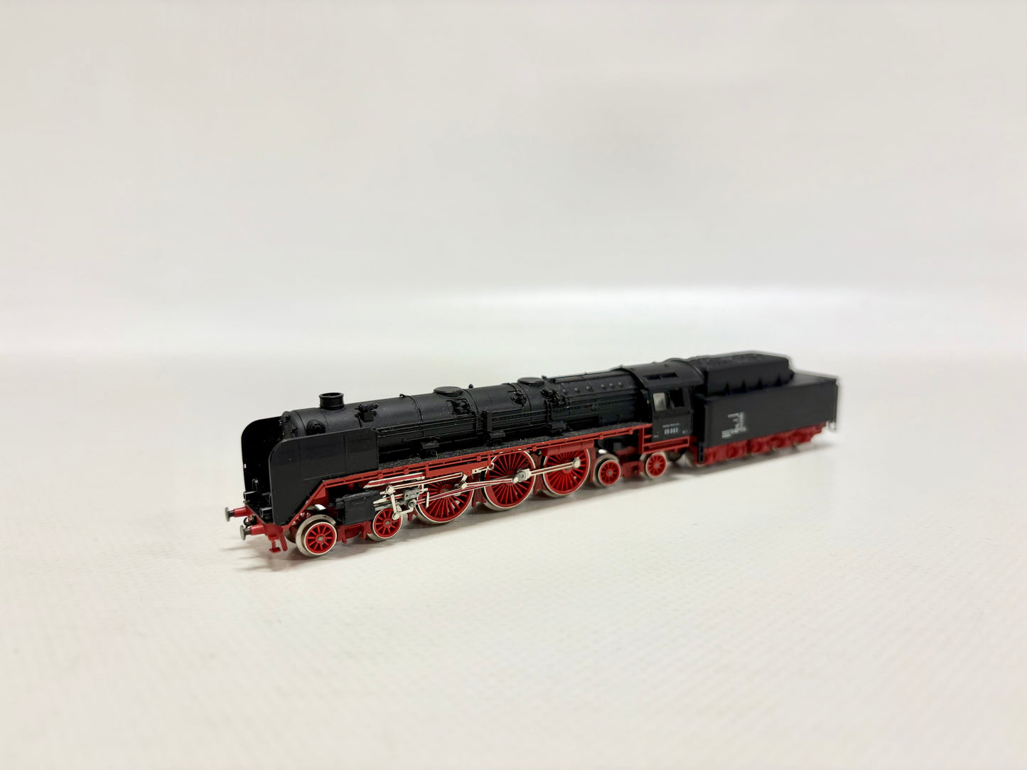 Arnold Dampflok Br 05 DR Spur N