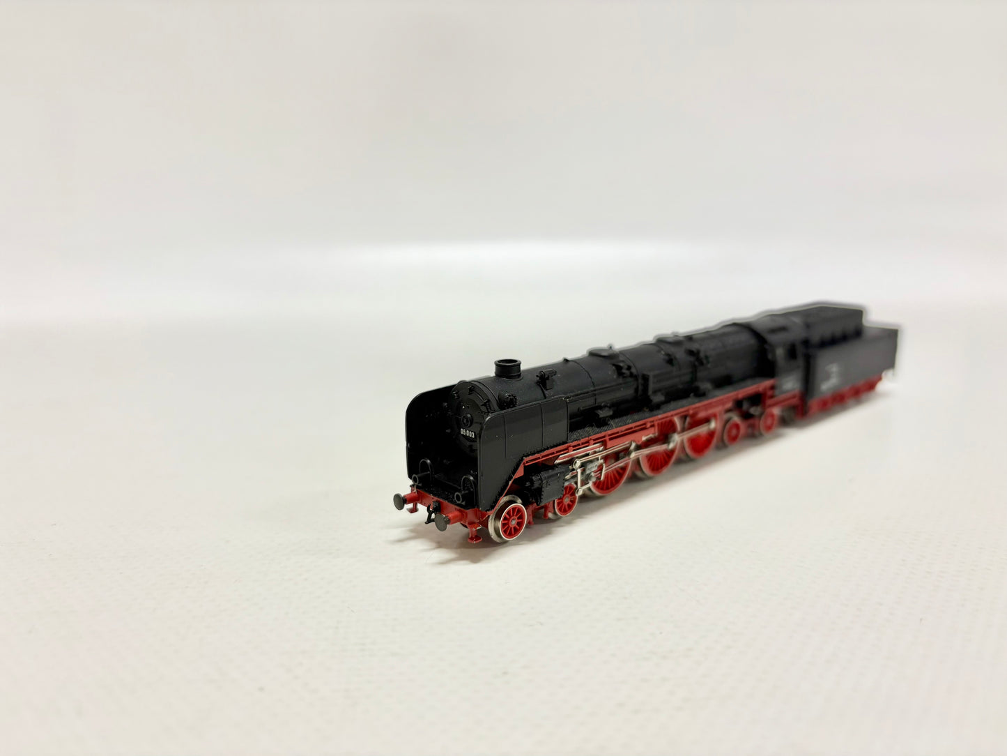 Arnold Dampflok Br 05 DR Spur N