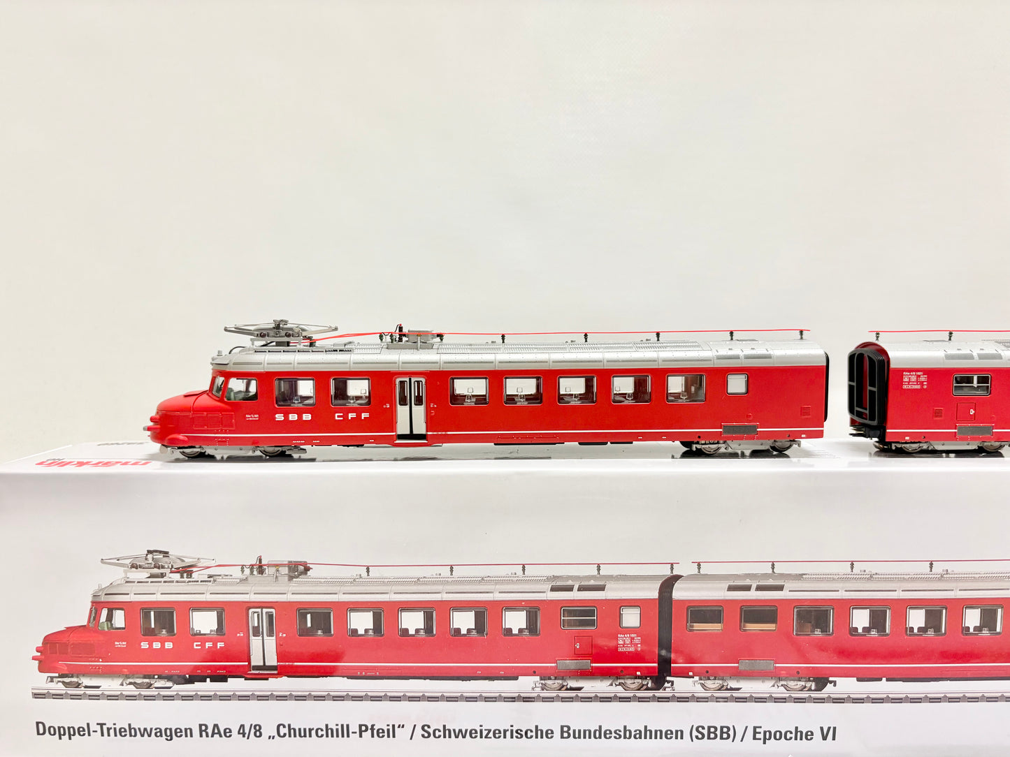 Märklin 39260 Mfx Digital & Sound Elektrotriebwagen Doppel-Triebwagen Rae 4/8 "Churchill-Pfeil" SBB AC H0