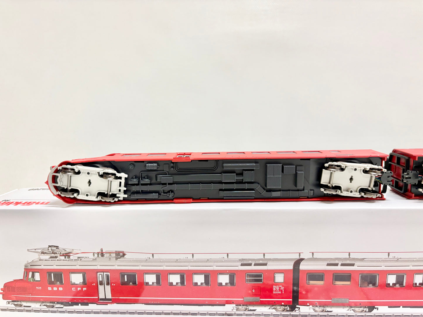 Märklin 39260 Mfx Digital & Sound Elektrotriebwagen Doppel-Triebwagen Rae 4/8 "Churchill-Pfeil" SBB AC H0