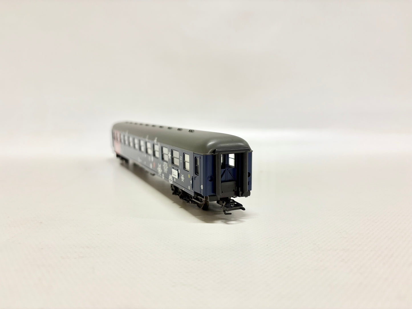 Märklin 42691 Personenwagen Schnellzugwagen DSB AC H0