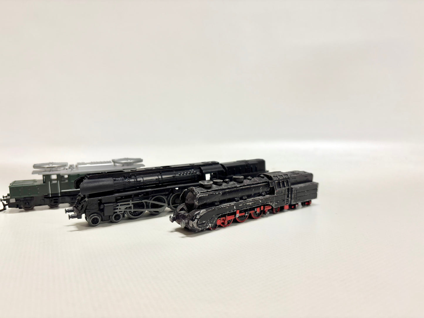 Spur N 3x Lokomotiven Standmodelle