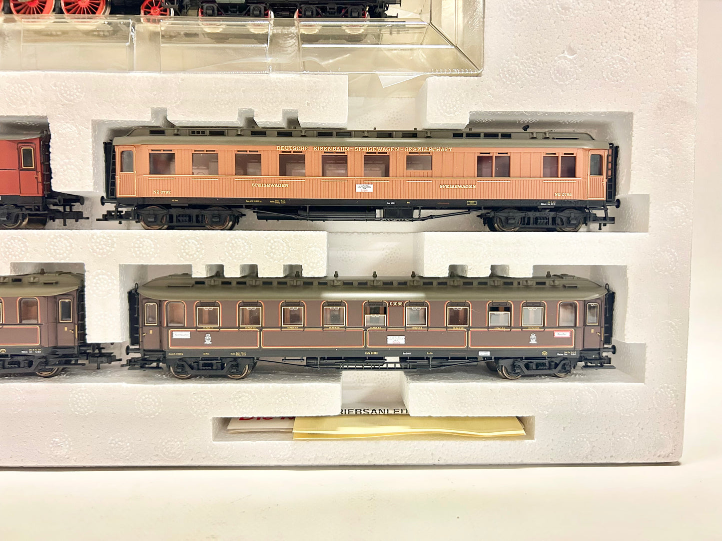Fleischmann 1885 AC Zugpackung Preußischer Personenzug K.P.E.V. H0