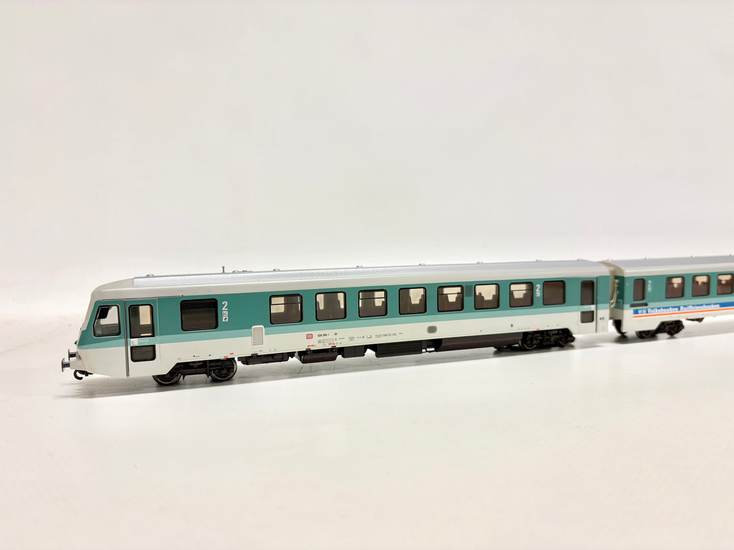 Märklin 3376 Dieseltriebwagen Br 628 203-2 "Volksbank" DB AC H0