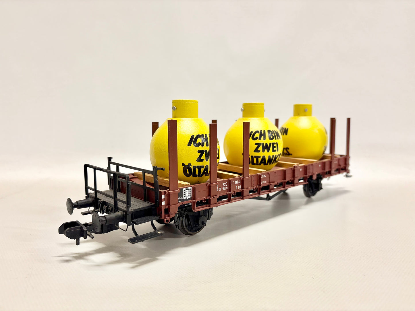 Märklin 58497 Rungenwagen mit Öltanks DB Spur 1