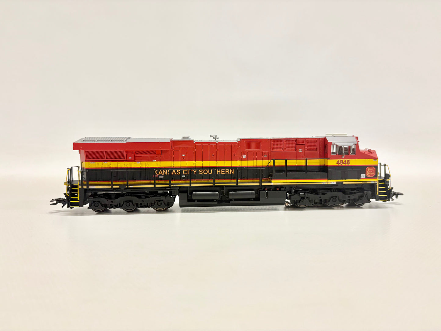 Märklin 38442 Mfx+ Digital & Sound Diesellok ES44AC Kansas City Southern AC H0
