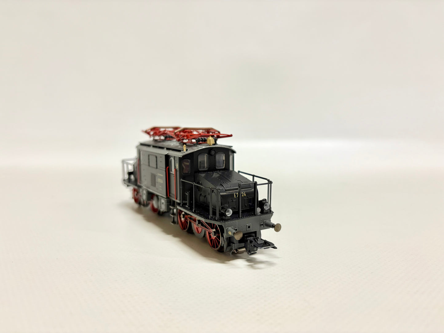 Märklin 37480 Mfx+ Digital & Sound Br E70.2 DRG AC H0