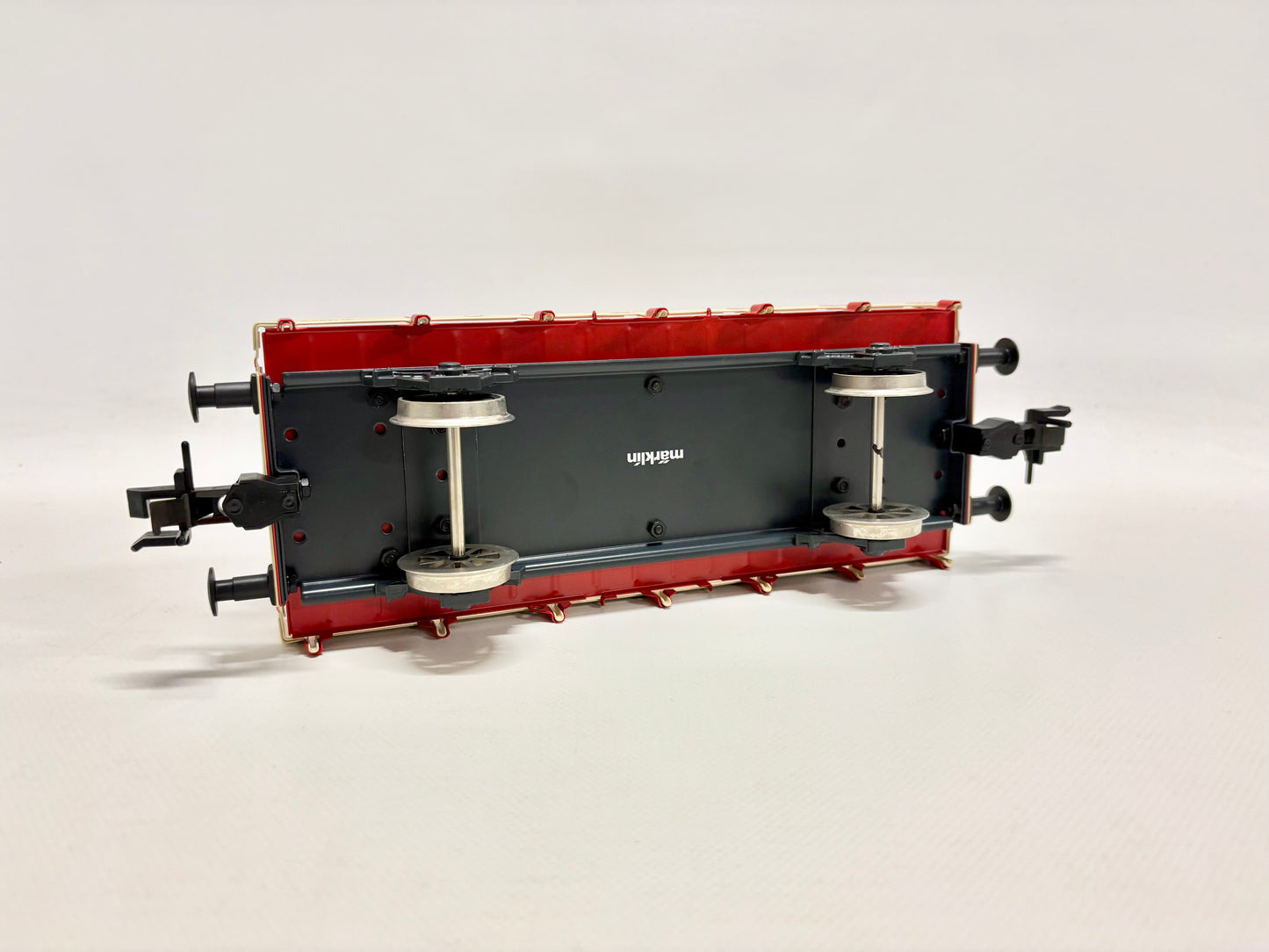 Märklin Maxi Museumswagen 2003 Niederbordwagen mit Akrobatin Spur 1