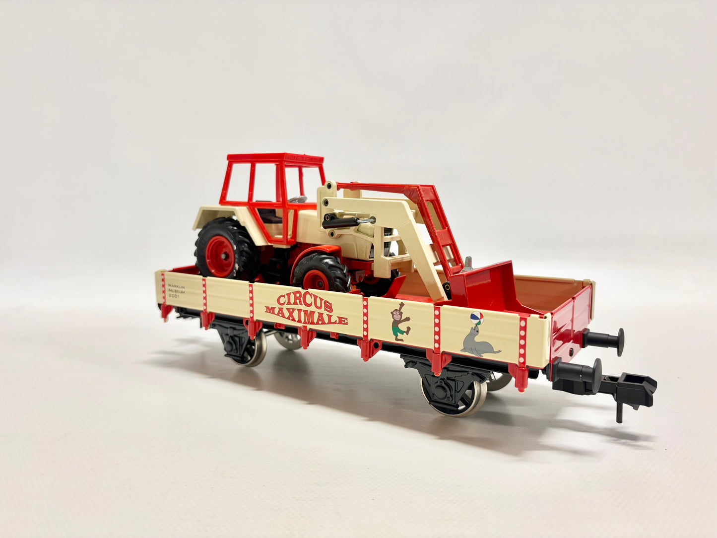 Märklin Maxi Museum 2001 Circus Maximale Niederbordwagen mit Traktor Fendet Spur 1
