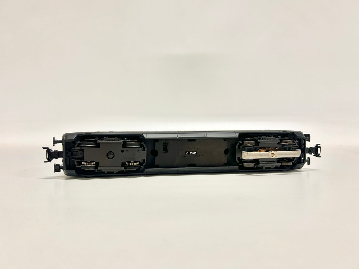 Märklin 3450 Digital E-Lok Re 460 016-9 CIBA SBB AC H0