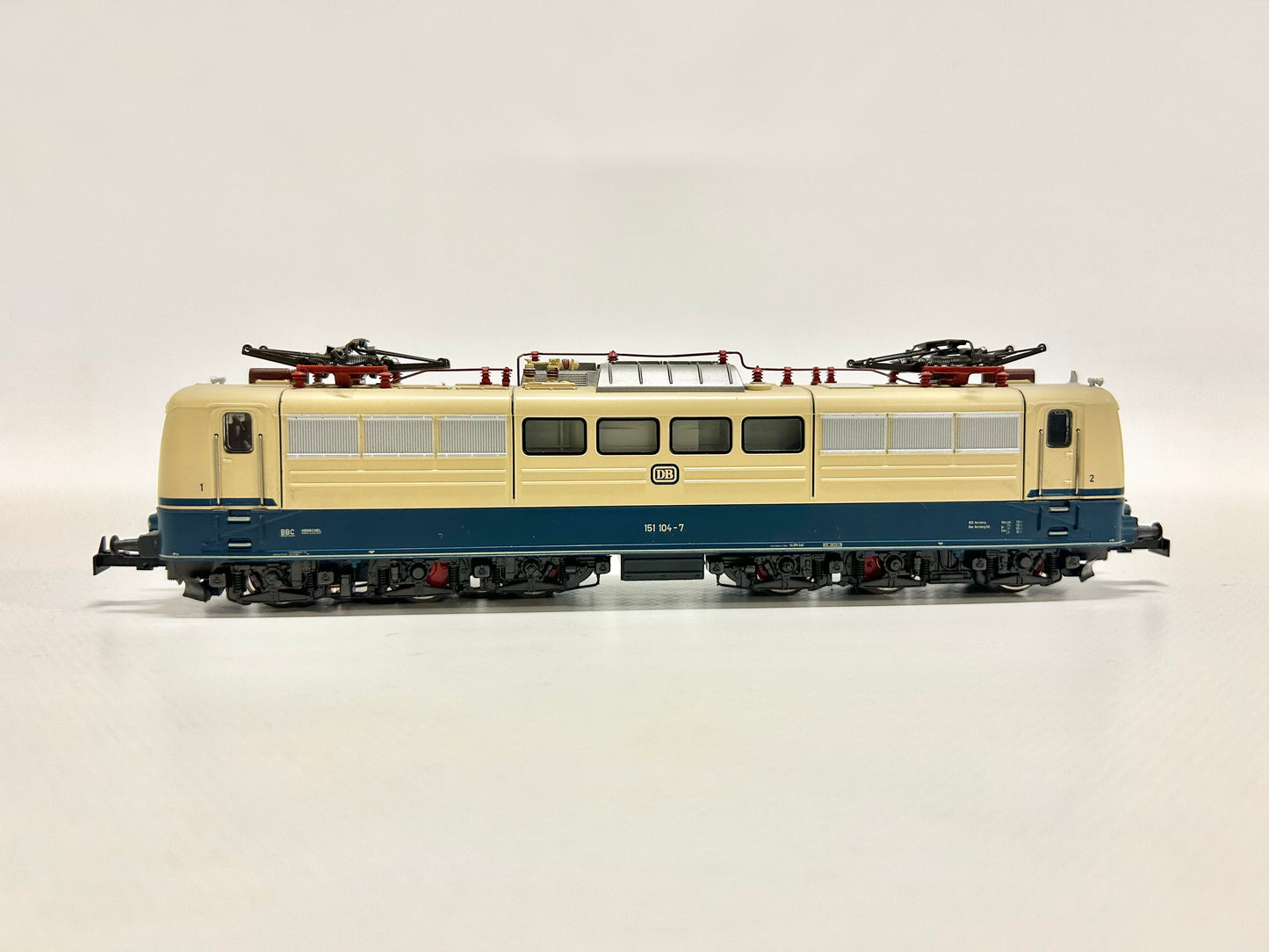 Märklin 3058 E-Lok Br 151 104-7 Güterzuglokomotive DB AC H0