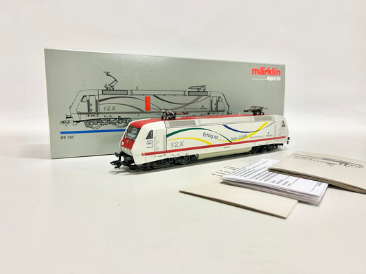 Märklin 1506 Digital E-Lok Br 128 001-5 SoMo "IHK - Erfolg ist kein Zufall" DB AC H0