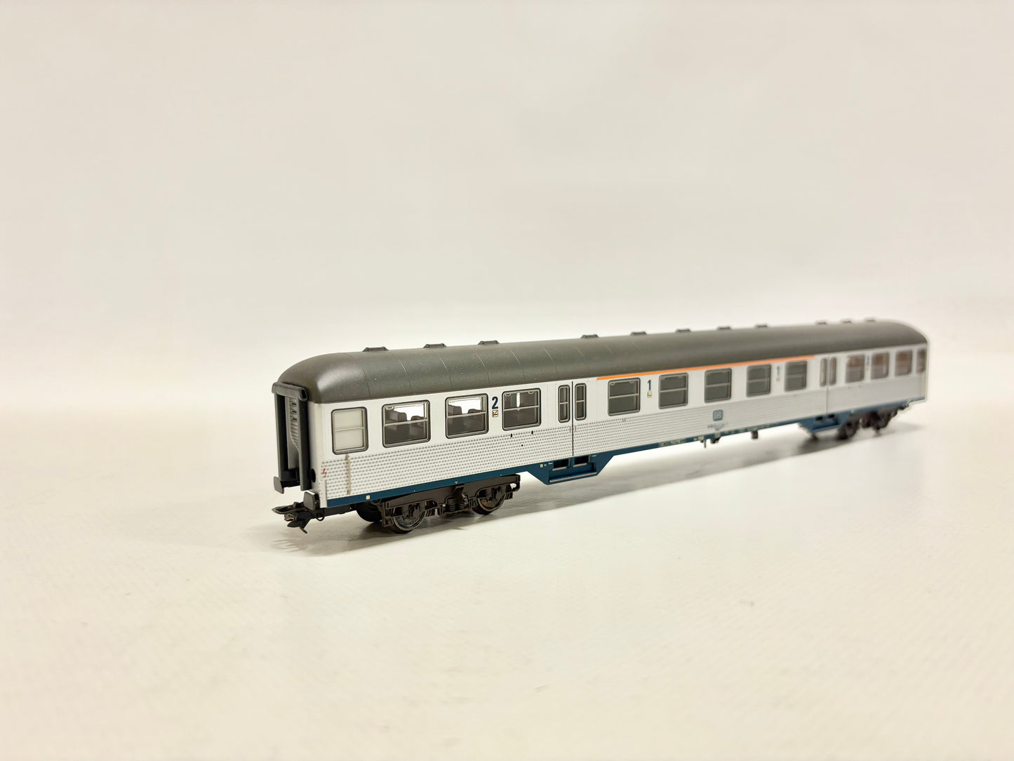 Märklin 43803 Nahverkehrswagen Silberling Personenwagen DB AC H0