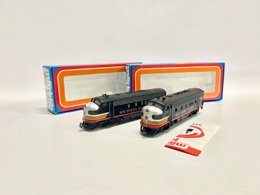 Märklin 3129 + 4129 Diesellok F7 Southern Pacific USA H0