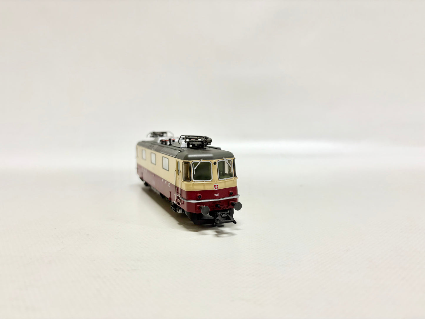 Märklin 37349 Mfx-Digital + Sound E-Lok Re 4/4 II SBB AC H0