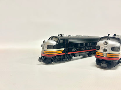 Märklin 3129 + 4129 Diesellok F7 Southern Pacific USA H0