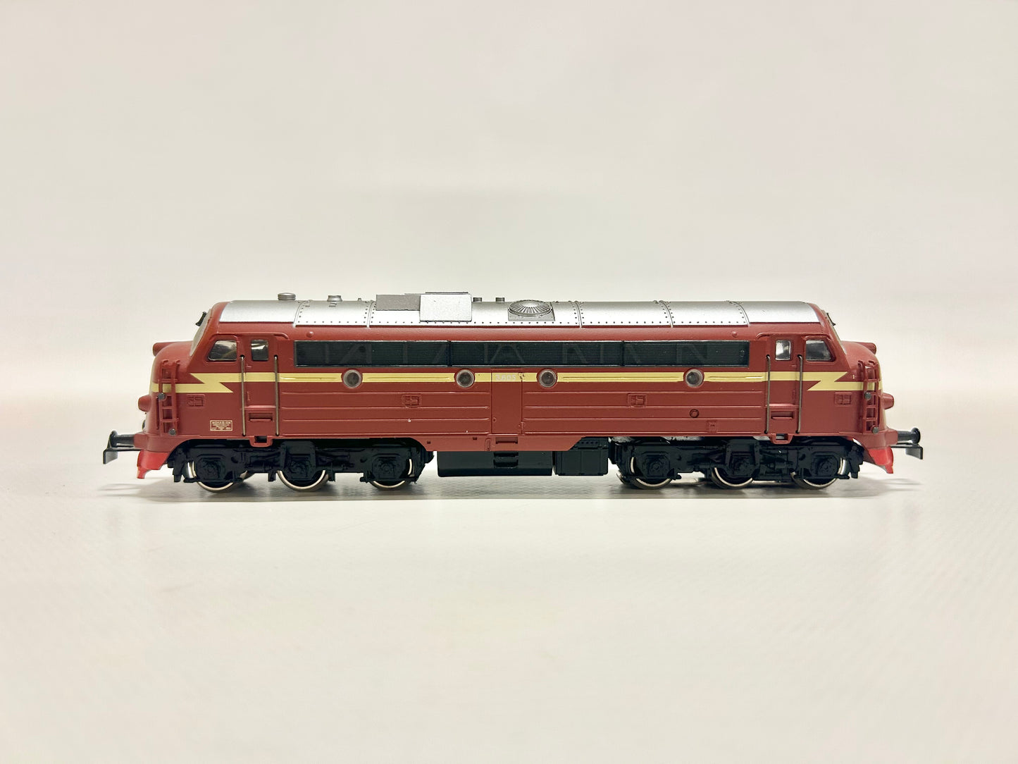 Märklin 3143 Digital-Umbau Diesellok 3.605 NSB AC H0