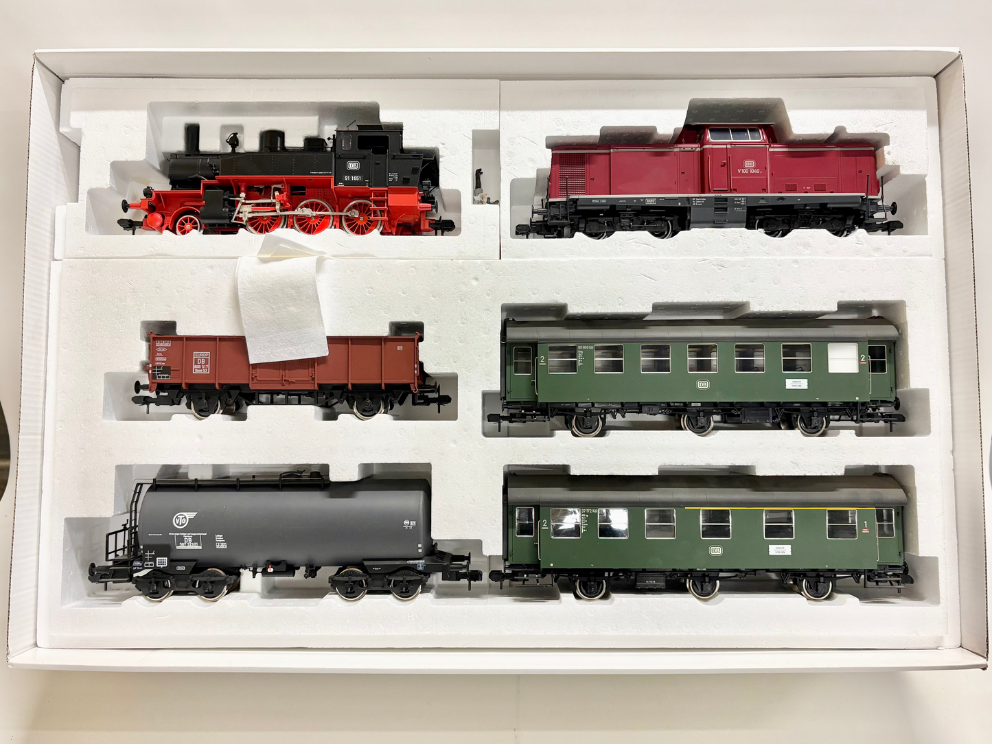 Märklin 55031 Digital Startpackung mit Dampflok Br 91 + Diesellok V 100 *Ohne Gleise!* DB Spur 1