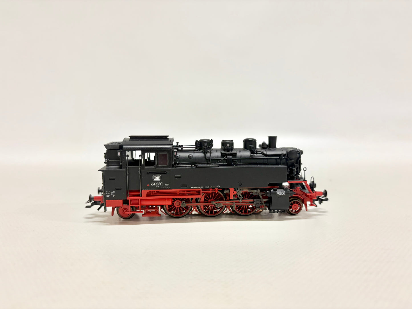 Märklin 39640 Mfx-Digital + Sound Dampflok Br 64 250 DB AC H0