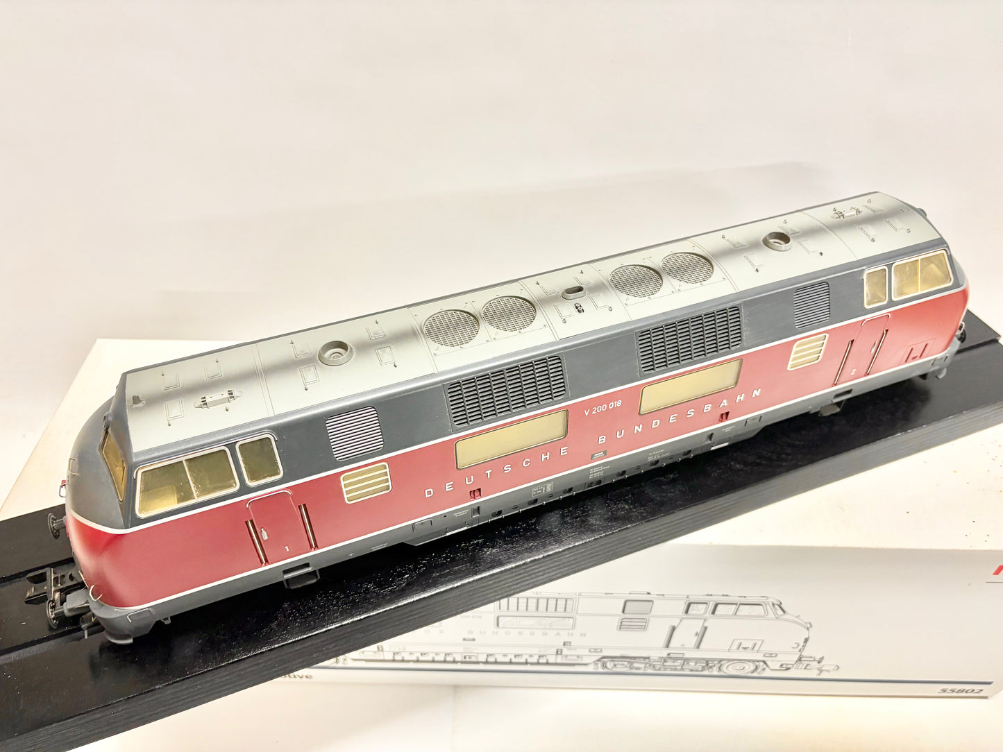 Märklin 55802 Digital + Sound Diesellok V200 018 DB Spur 1