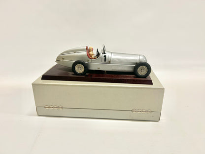 Märklin W 154 "Silberpfeil" Mercedes-Benz Rennwagen mit Uhrwerkantrieb