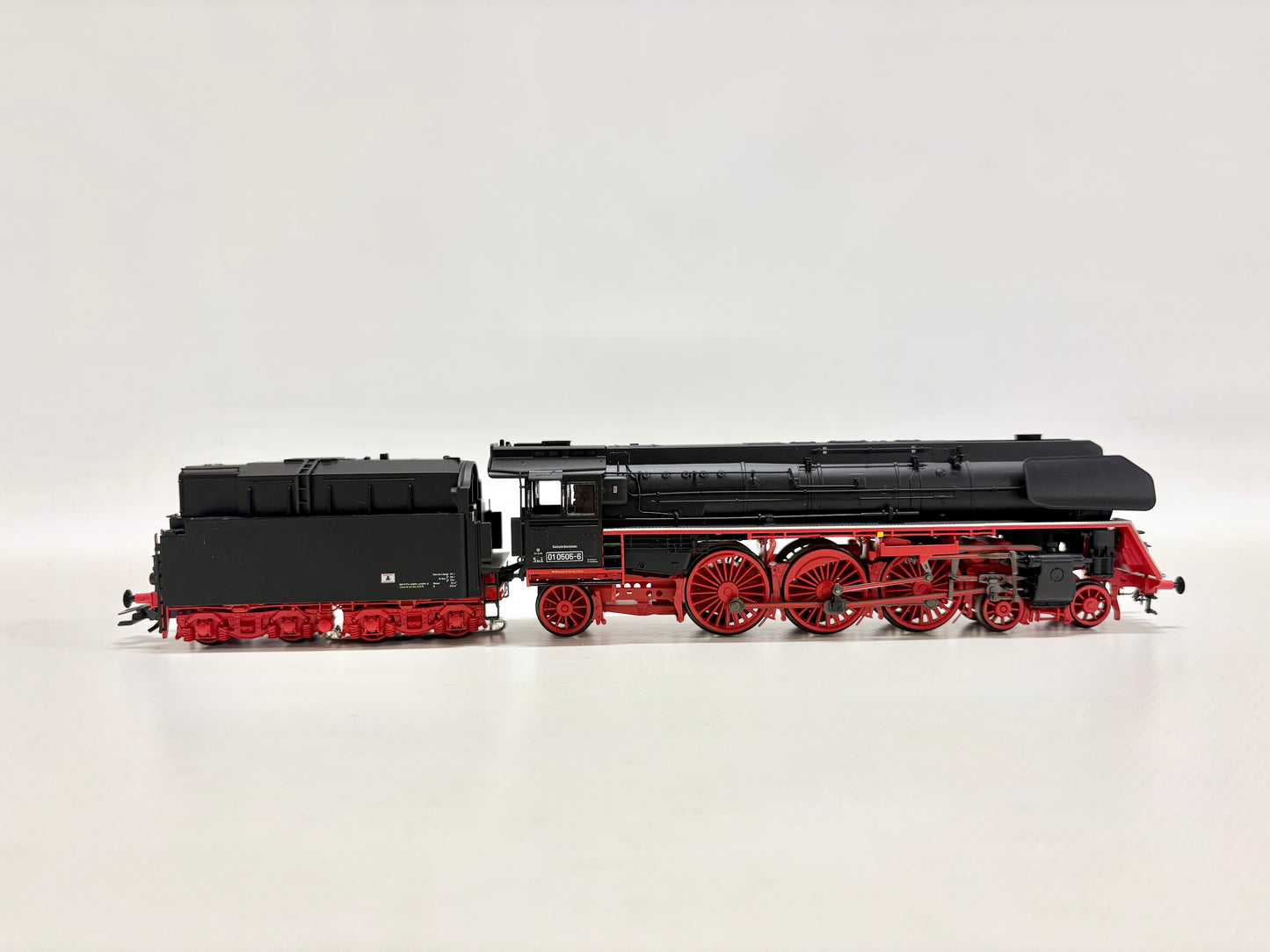 Märklin 39206 Mfx-Digital + Sound Dampflok Br 01 0505-6 DR AC H0
