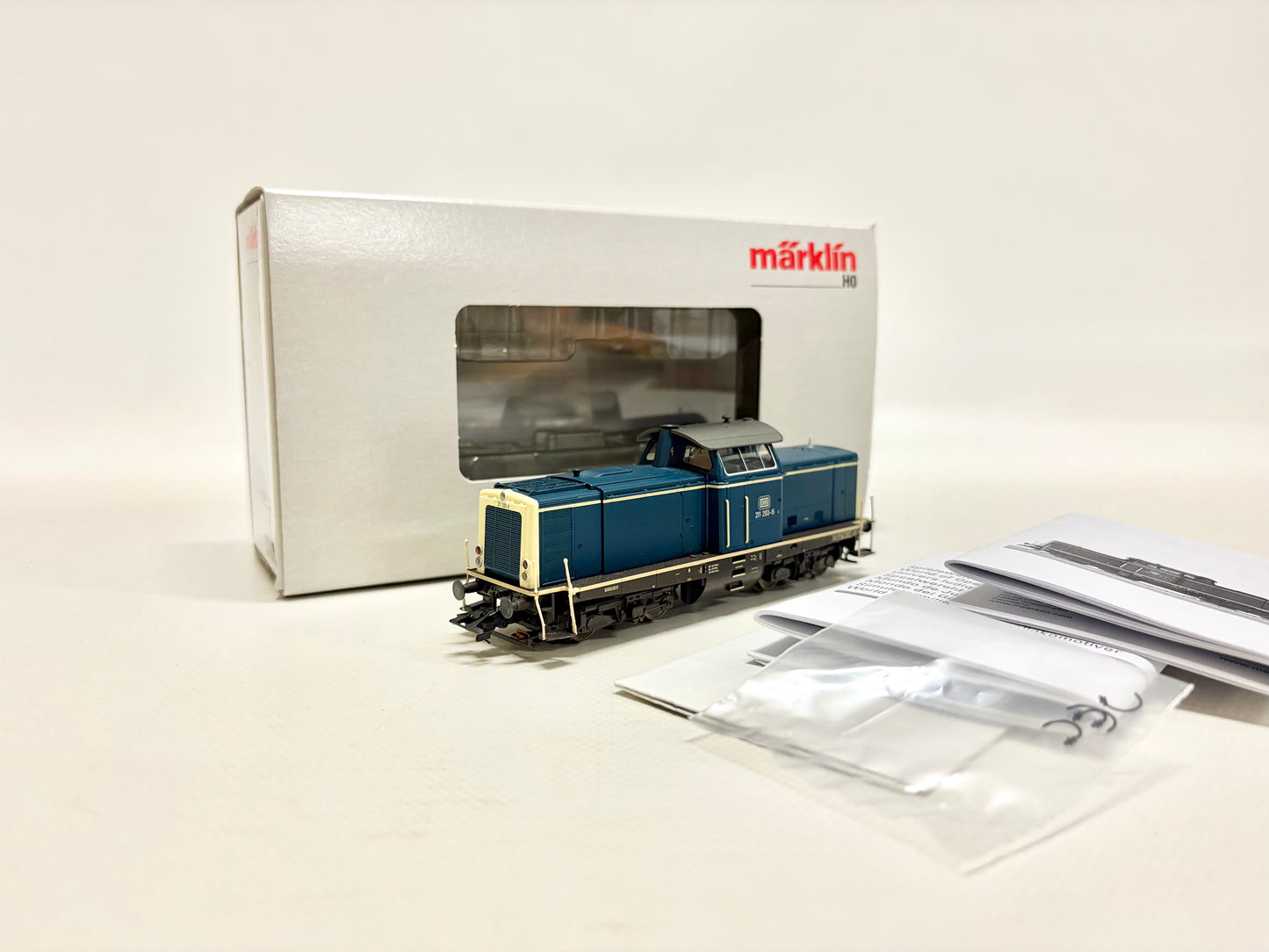 Märklin 37002 Mfx-Digital + Sound Diesellok Br 211 293-6 DB AC H0