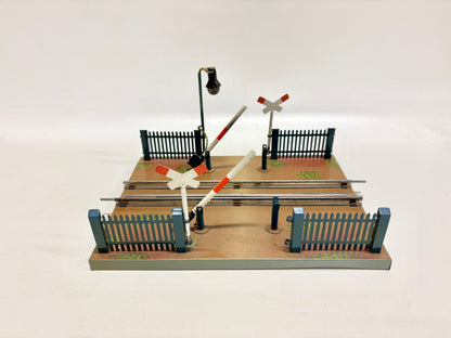 Märklin 2230 B Beleuchteter Bahnübergang Spur 0