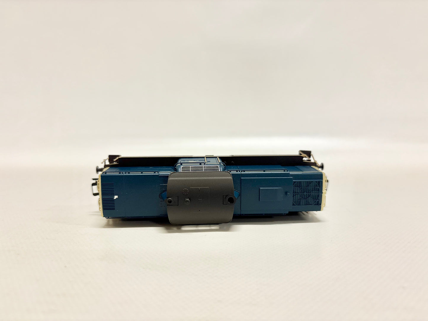 Märklin 37002 Mfx-Digital + Sound Diesellok Br 211 293-6 DB AC H0