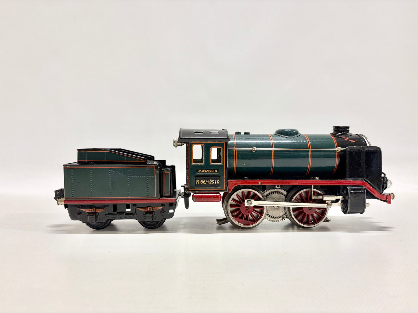 Märklin R 66/12910 Dampflok Spur 0