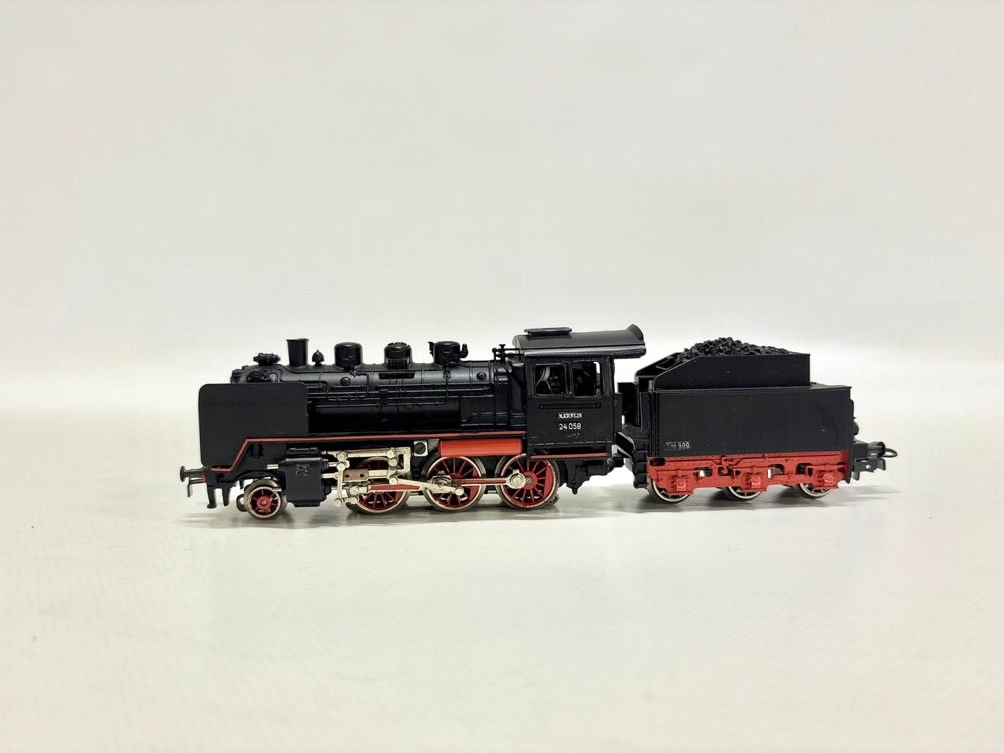 Märklin 3003 Dampflok Br 24 058 DB AC H0