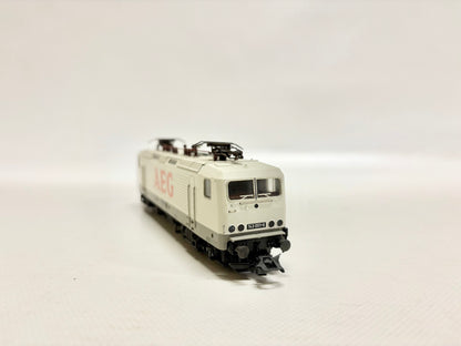 Märklin 3441 Digital E-Lok Br 143 001-6 DR AC H0