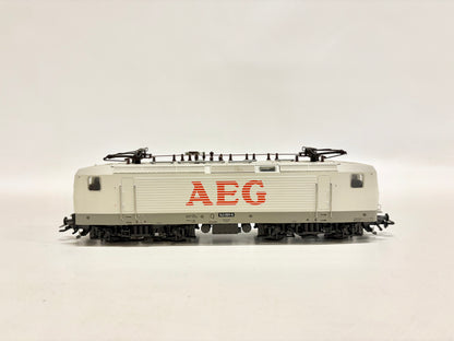 Märklin 3441 Digital E-Lok Br 143 001-6 DR AC H0
