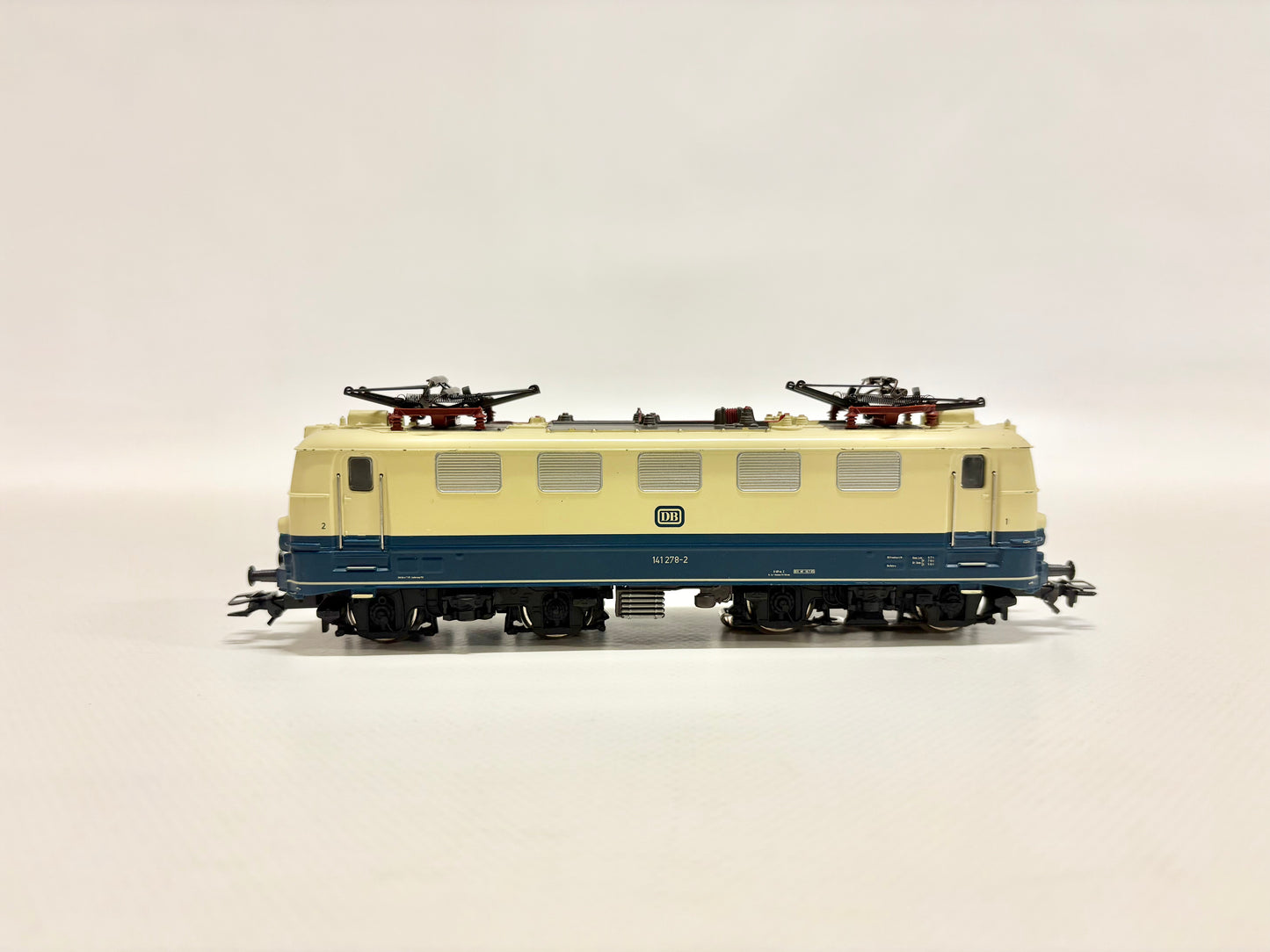 Märklin 3034 Mfx-Digital + Sound Umbau E-Lok Br 141 278-2 DB AC H0