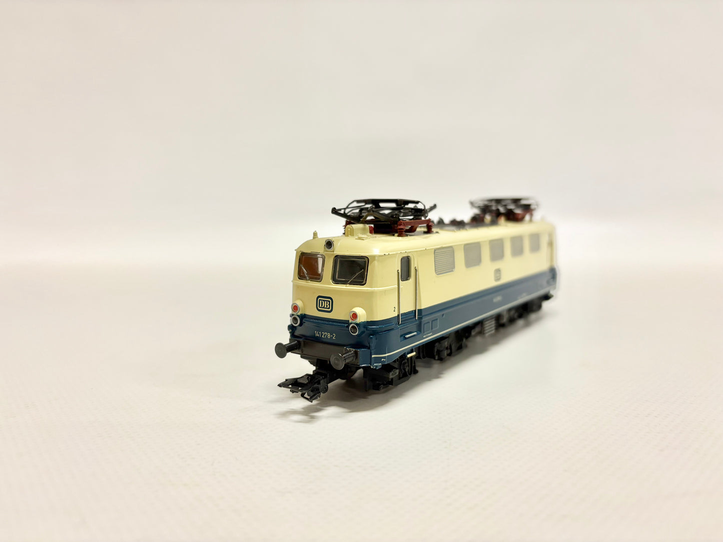 Märklin 3034 Mfx-Digital + Sound Umbau E-Lok Br 141 278-2 DB AC H0