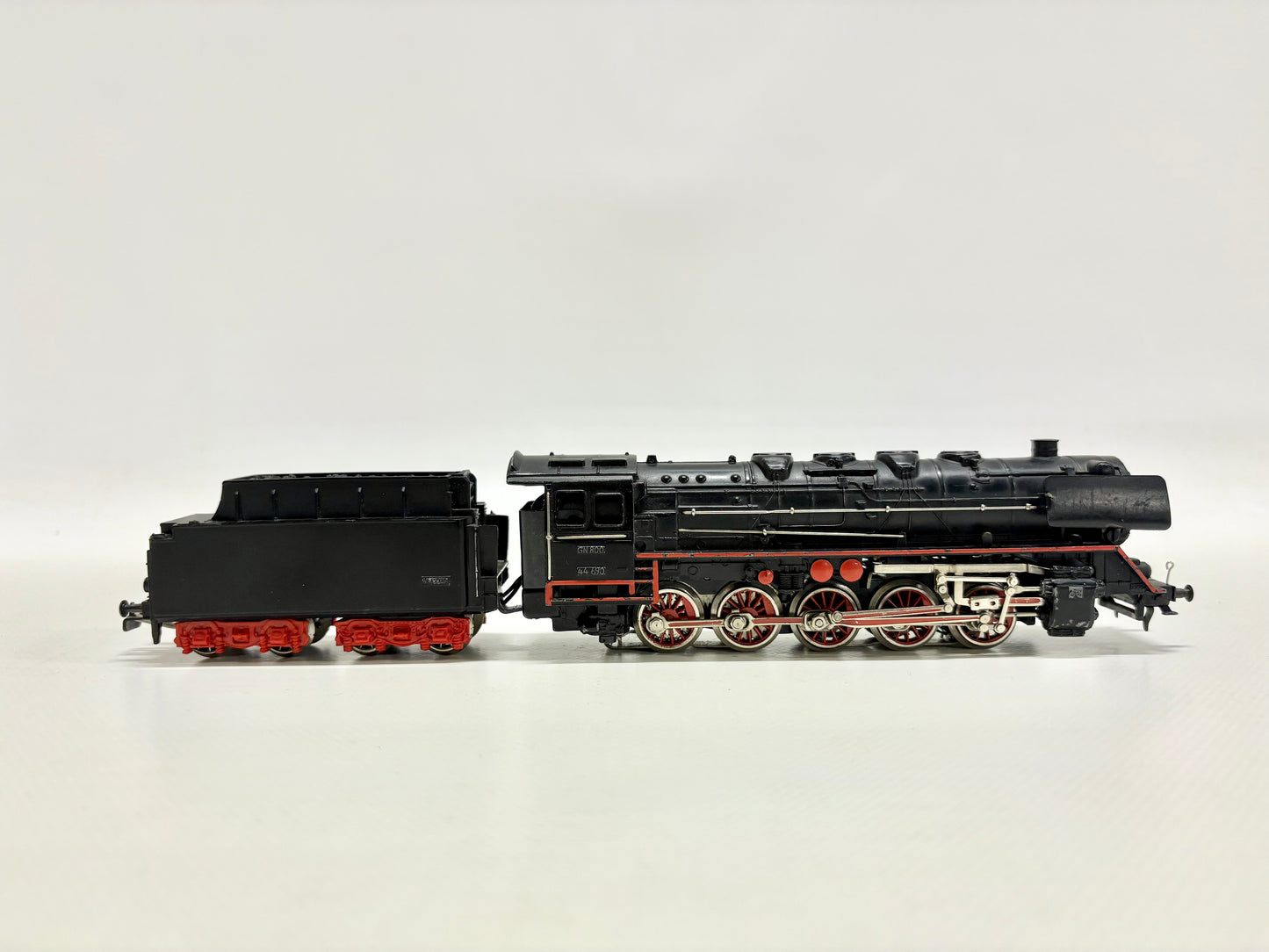 Märklin 3047/3027 Dampflok Br 44 690 mit Telexkupplung DB AC H0