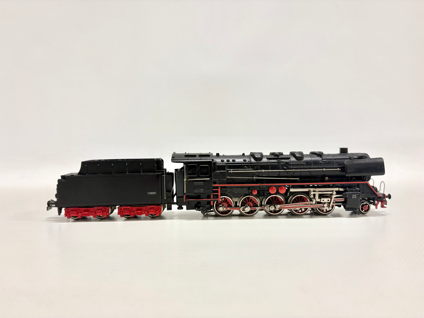 Märklin 3027 Dampflok Br 44 690 mit Telex DB AC H0