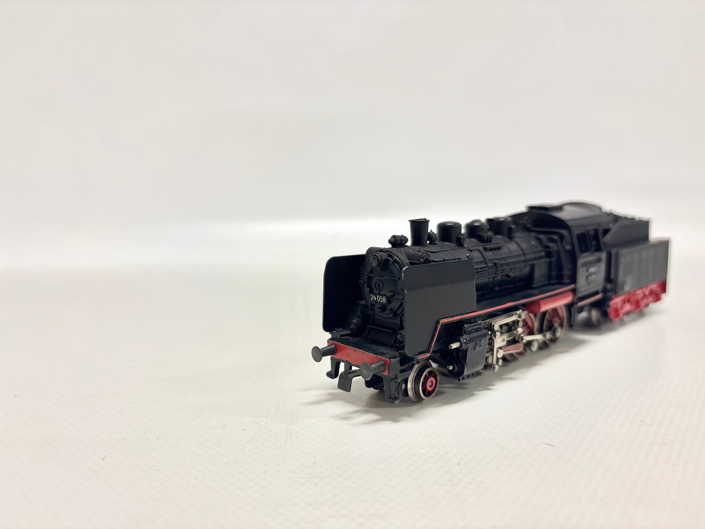Märklin 3003 Dampflok Br 24 058 DBA C H0