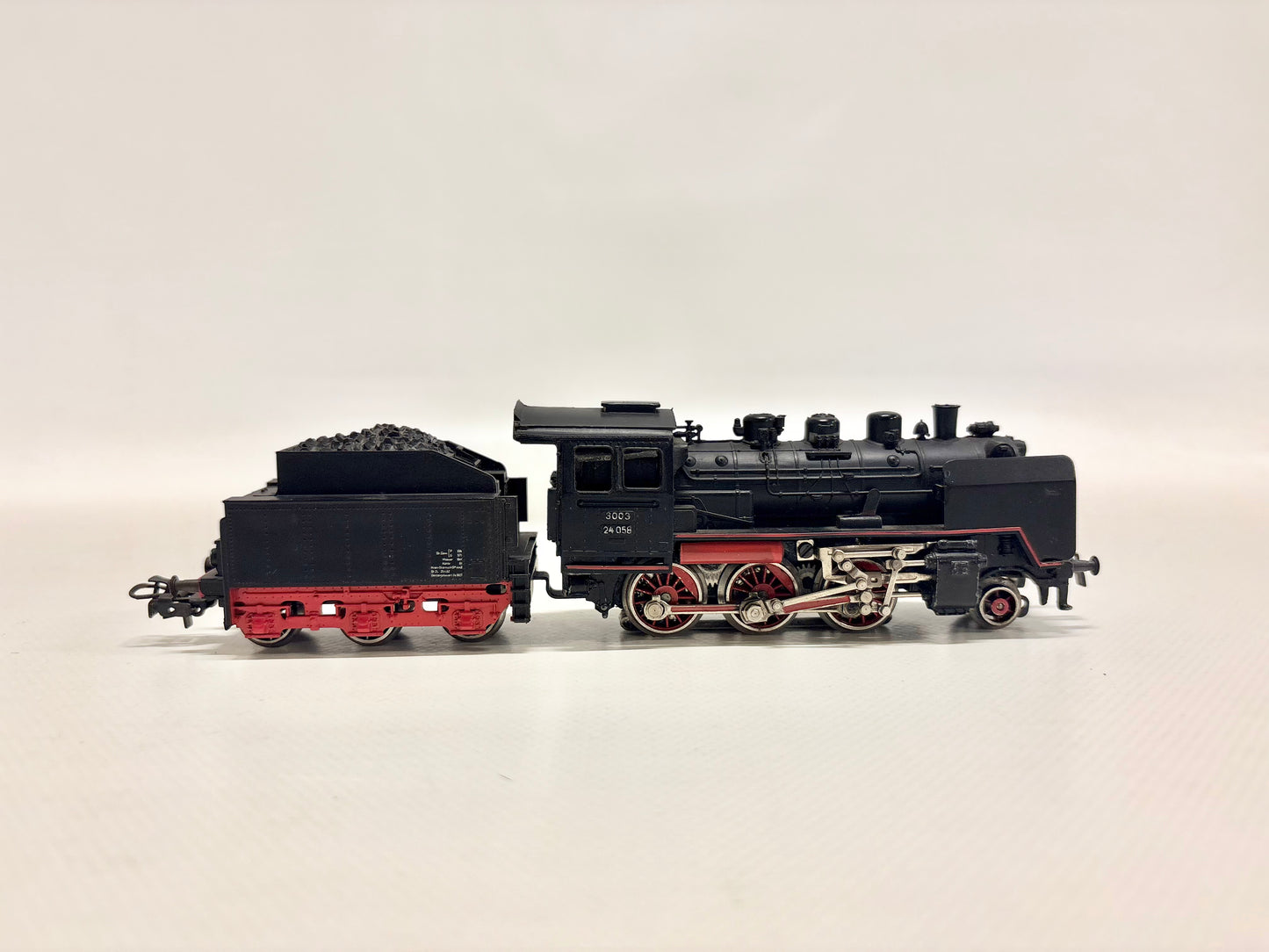 Märklin 3003 Dampflok Br 24 058 DBA C H0